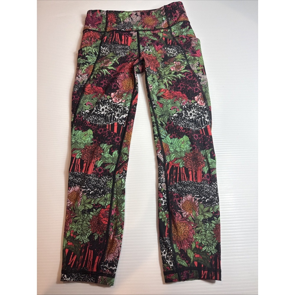 Lululemon Time To Sweat Crop Pants Womens Zen Garden Multi Luxtreme Size 6